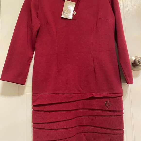 Women winter dress, new never worn . Dark red colour . - Picture 2 of 5